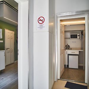 Z40 - Budget Apartment